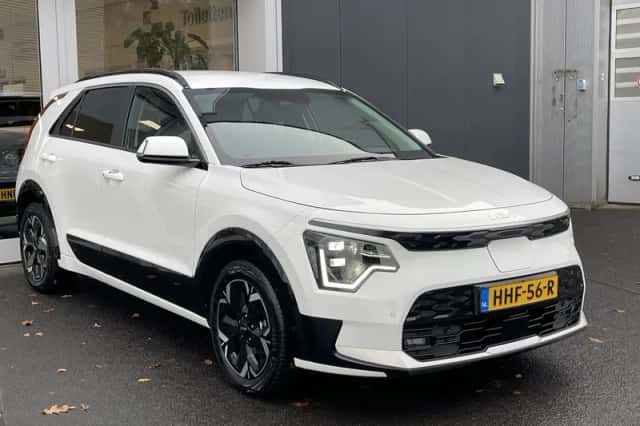 Kia Niro EV (2025) thumbnail 2