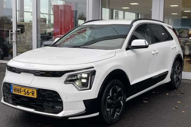 Kia Niro EV (2025) thumbnail 3