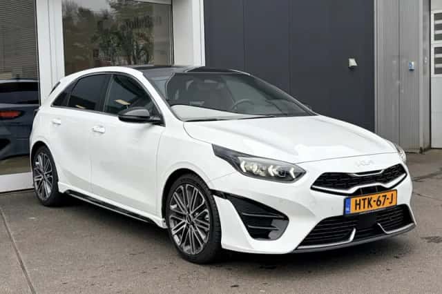 Kia Ceed (2025) thumbnail 4