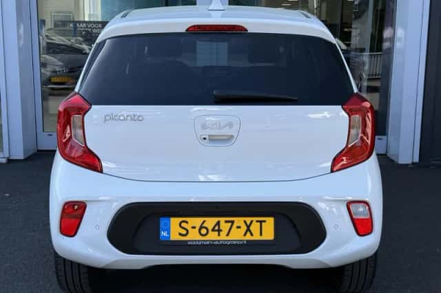 Kia Picanto (2023) thumbnail 6