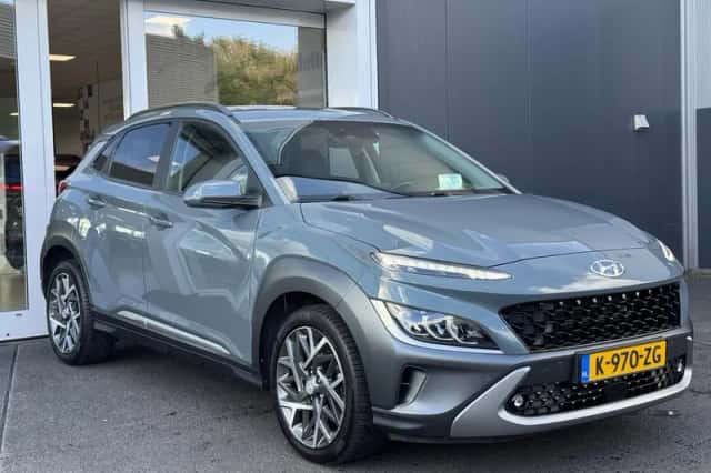 Hyundai Kona (2021) thumbnail 3