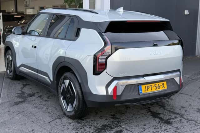 Kia EV3 (2025) thumbnail 6