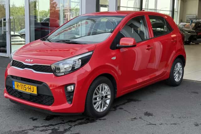 Kia Picanto (2022) thumbnail 4