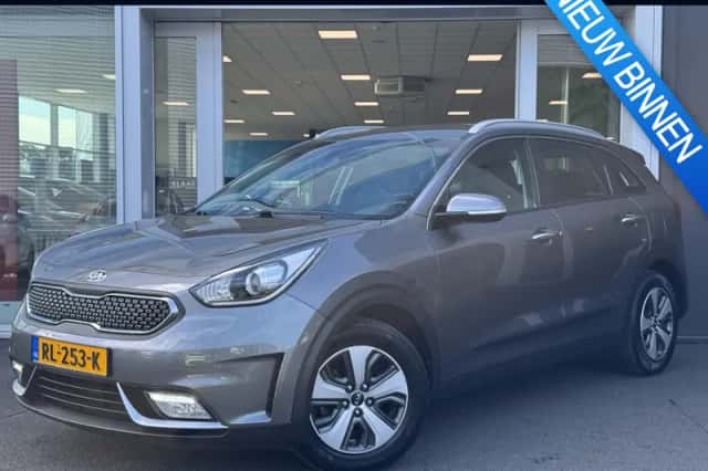 Kia Niro (2018) thumbnail 1