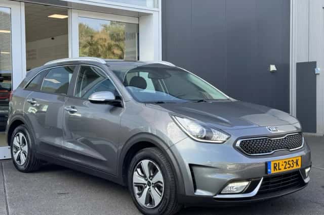 Kia Niro (2018) thumbnail 3