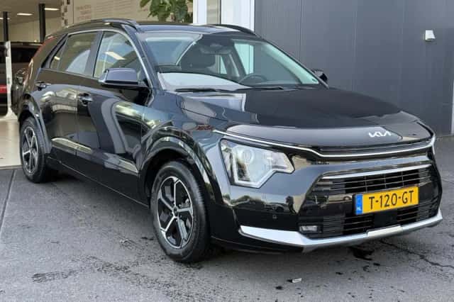 Kia Niro (2023) thumbnail 3
