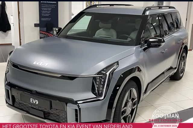 Kia EV9 (2026) thumbnail 1
