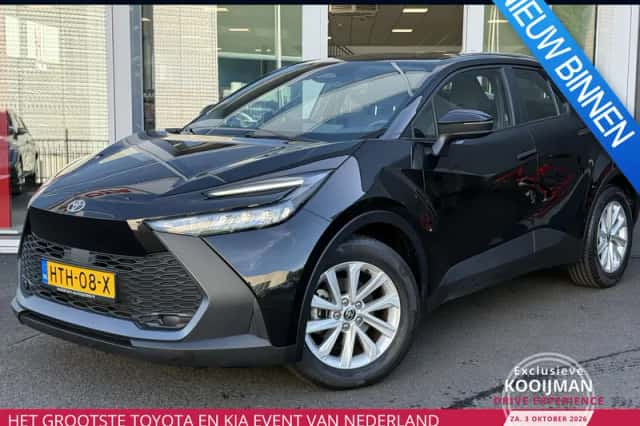 Toyota C-HR (2025) thumbnail 1