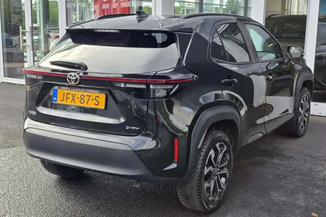 Toyota Yaris Cross (2025) thumbnail 2