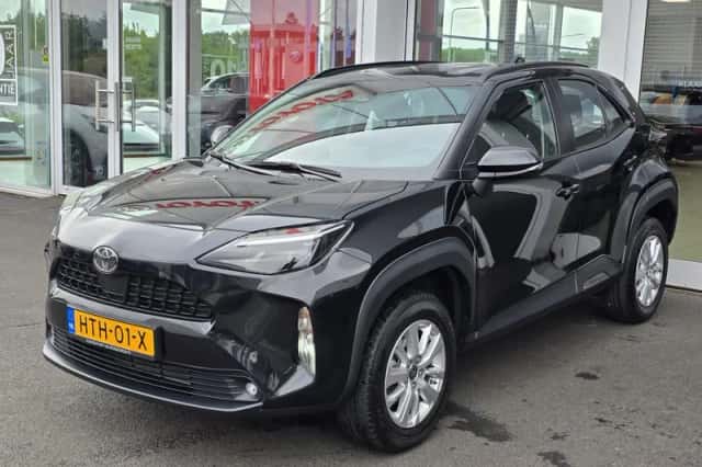 Toyota Yaris Cross (2025) thumbnail 4