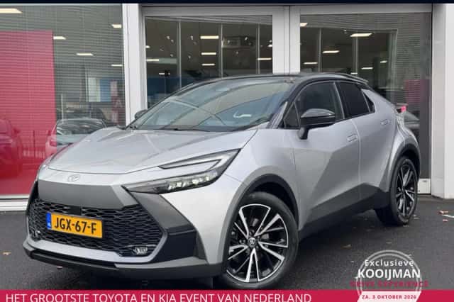 Toyota C-HR (2025) thumbnail 1