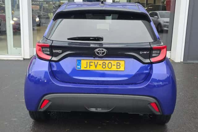 Toyota Yaris (2025) thumbnail 3
