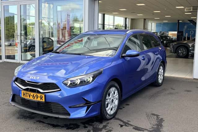 Kia Ceed (2025) thumbnail 3
