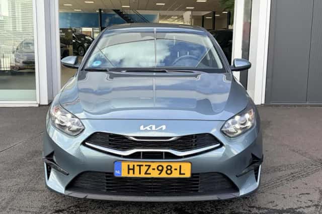 Kia Ceed (2025) thumbnail 5