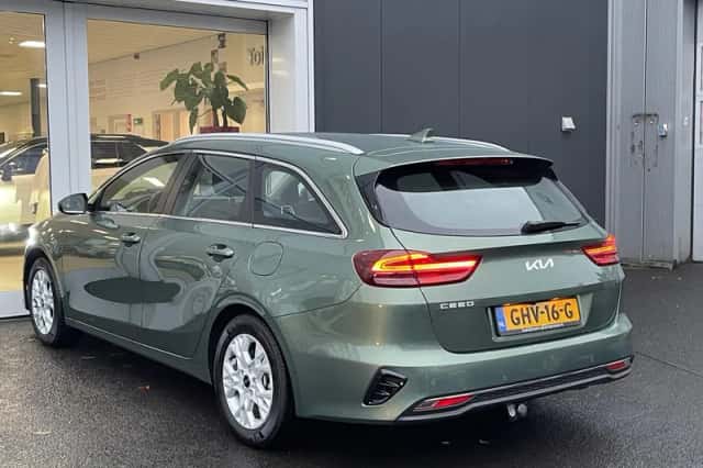 Kia Ceed (2024) thumbnail 5