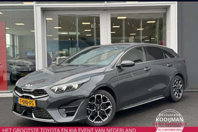 Kia ProCeed (2023) thumbnail 1