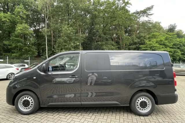 Toyota ProAce (2024) thumbnail 2