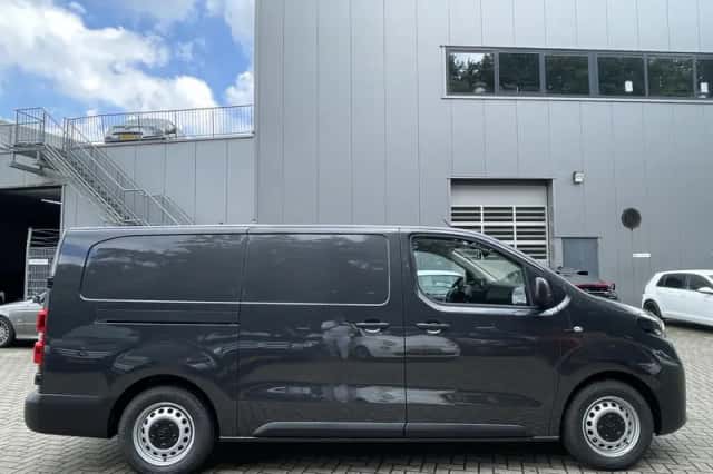 Toyota ProAce (2024) thumbnail 3