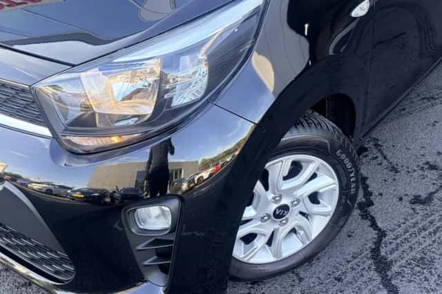 Kia Picanto (2018) thumbnail 2