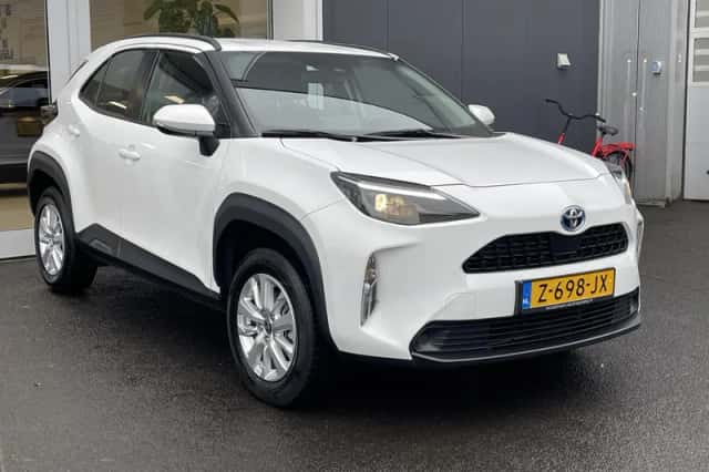Toyota Yaris Cross (2024) thumbnail 5