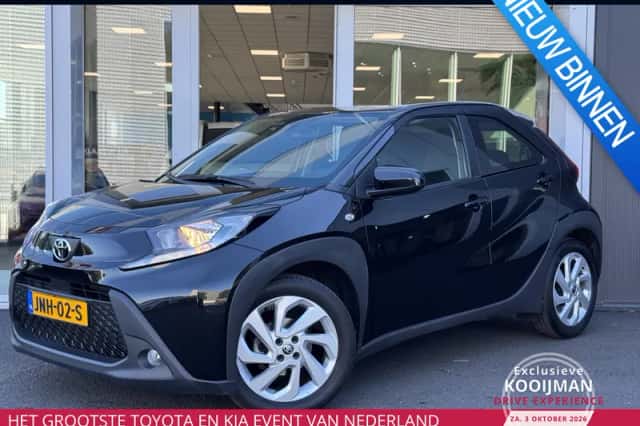 Toyota Aygo (2023) thumbnail 1