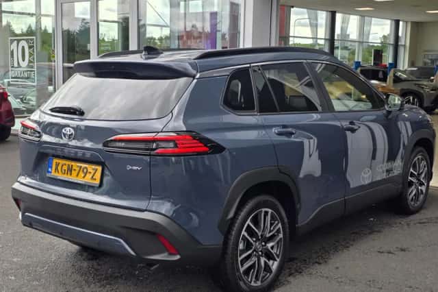 Toyota Corolla Cross (2026) thumbnail 2