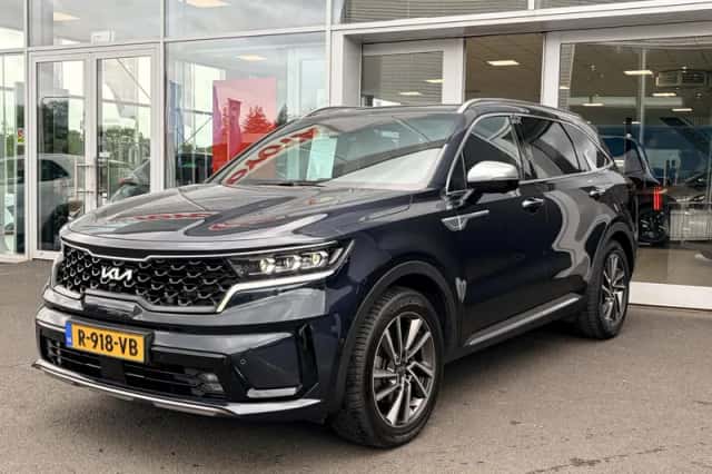 Kia Sorento (2022) thumbnail 4