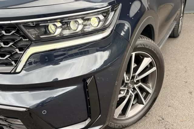 Kia Sorento (2022) thumbnail 5