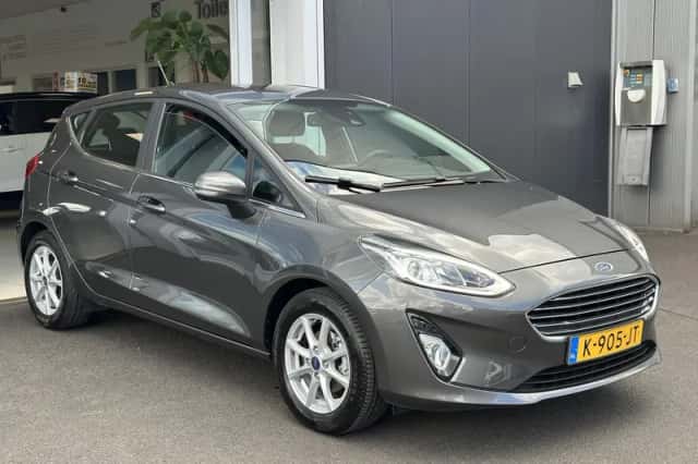 Ford Fiesta (2021) thumbnail 2