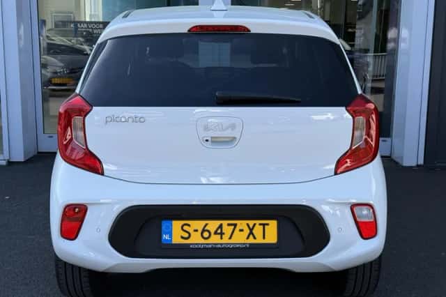 Kia Picanto (2023) thumbnail 6