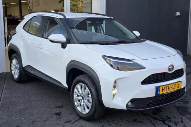Toyota Yaris Cross (2025) thumbnail 2