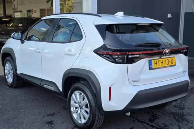 Toyota Yaris Cross (2025) thumbnail 6