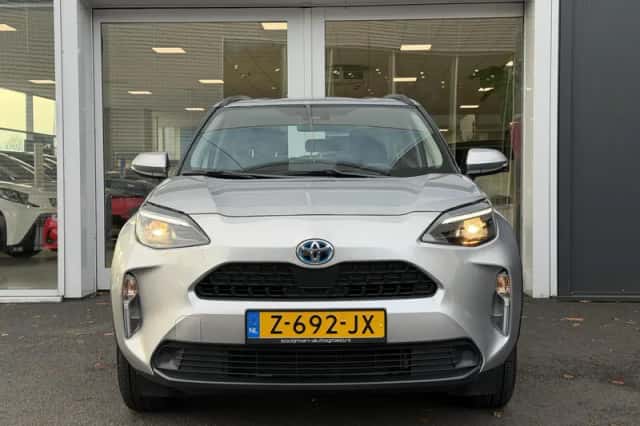 Toyota Yaris Cross (2024) thumbnail 4