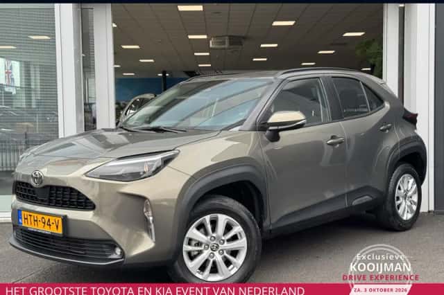 Toyota Yaris Cross (2025) thumbnail 1