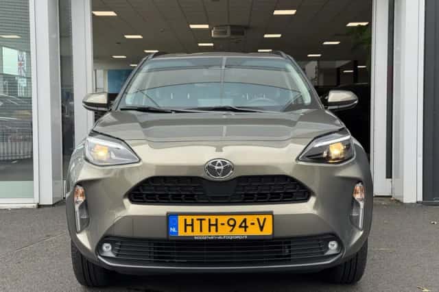 Toyota Yaris Cross (2025) thumbnail 2