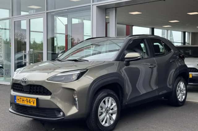 Toyota Yaris Cross (2025) thumbnail 4