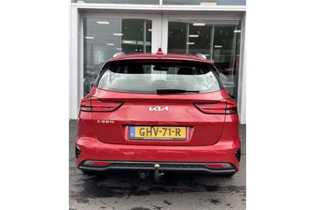 Kia Ceed (2024) thumbnail 6