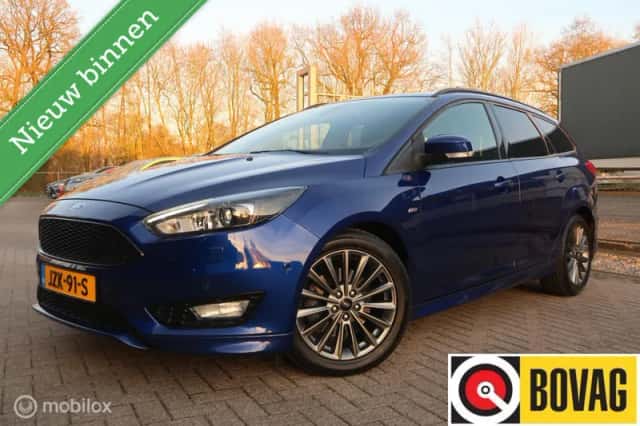 Ford Focus (2018) thumbnail 1