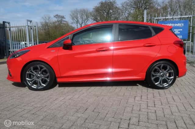 Ford Fiesta (2020) thumbnail 4