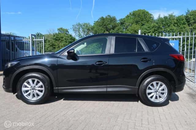 Mazda CX-5 (2016) thumbnail 4