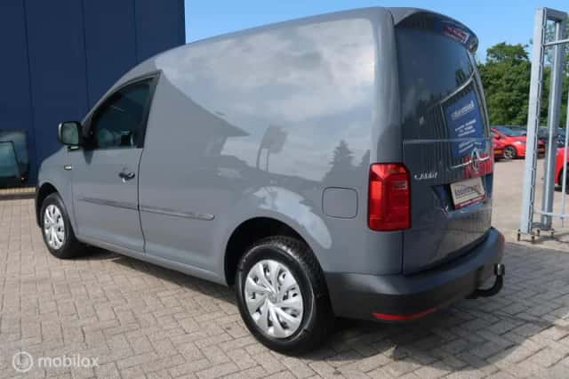 Volkswagen Caddy (2017) thumbnail 5