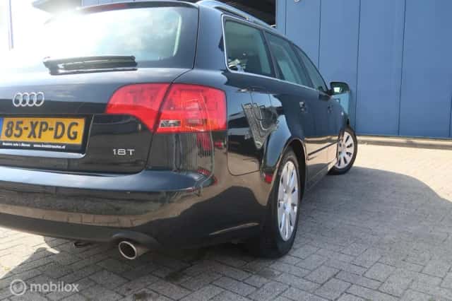 Audi A4 (2007) thumbnail 3