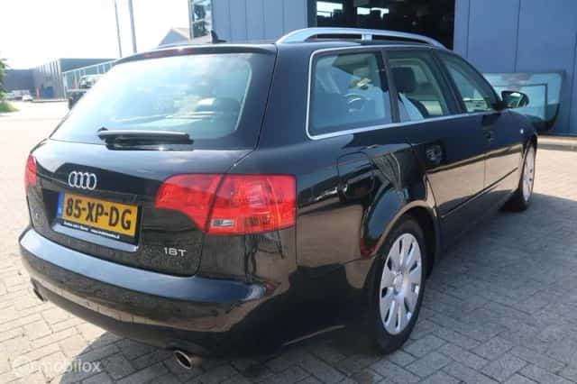 Audi A4 (2007) thumbnail 6