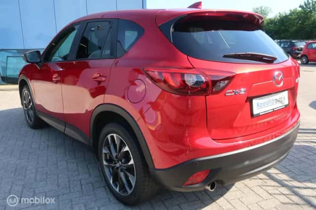 Mazda CX-5 (2016) thumbnail 3