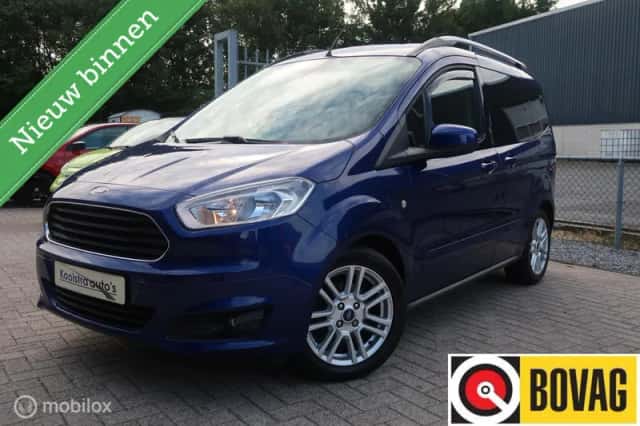 Ford Tourneo Courier (2017) thumbnail 1