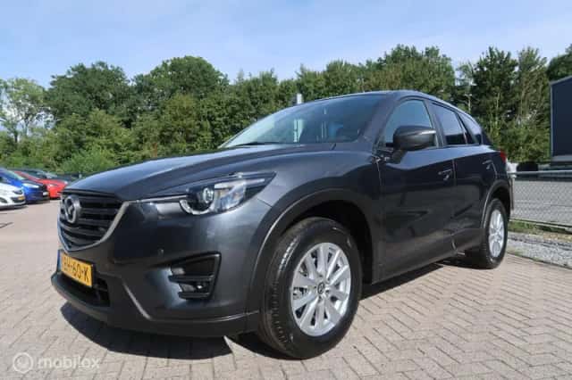 Mazda CX-5 (2016) thumbnail 2