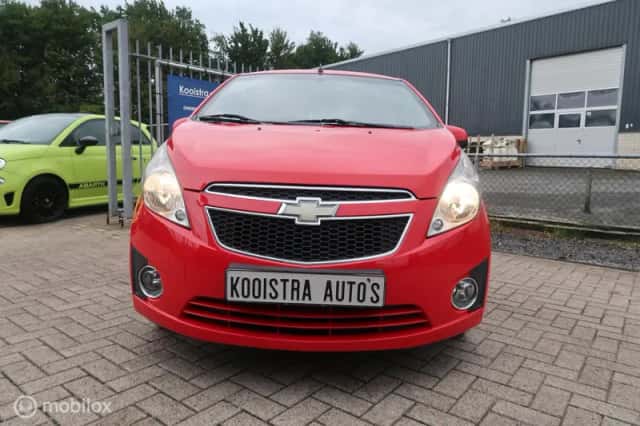 Chevrolet Spark (2012) thumbnail 2