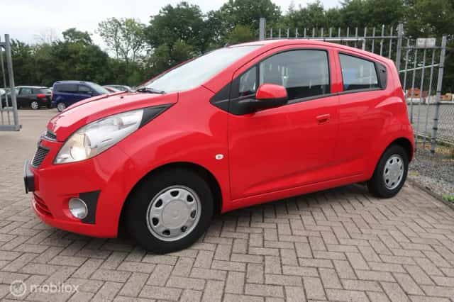 Chevrolet Spark (2012) thumbnail 3