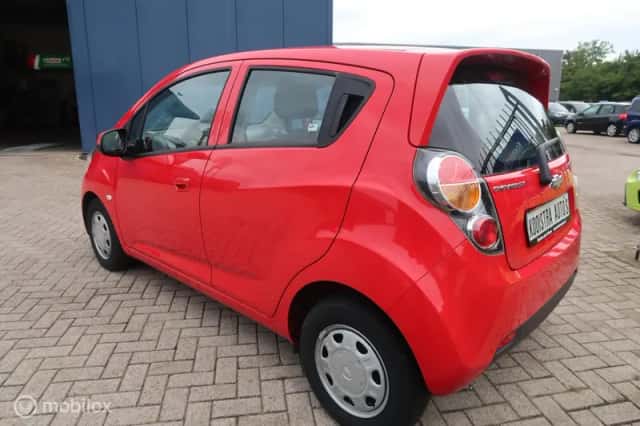 Chevrolet Spark (2012) thumbnail 5