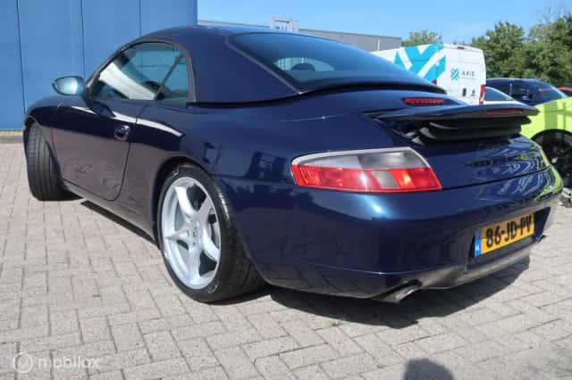 Porsche 911 (2000) thumbnail 3